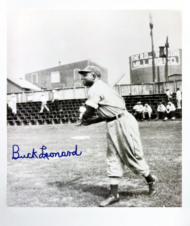 Buck Leonard signed Homestead Grays Negro League B&W 8x10 Photo imperfect - COA