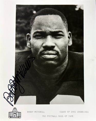 Bobby Mitchell signed Washington Class of 1983 Enshrinee NFL Pro Football Hall of Fame 8x10 Photo imperfect- COA