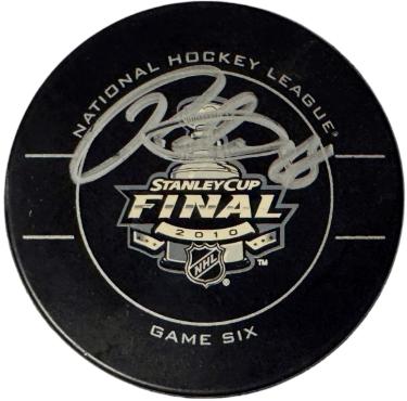 Patrick Kane signed 2010 NHL Stanley Cup Final Game Six Puck - PSA (Chicago Blackhawks)