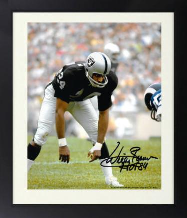 Willie Brown signed Oakland Raiders 8x10 Photo Custom Framing HOF 84 (black jersey)