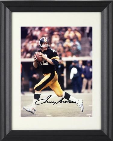 Terry Bradshaw signed Pittsburgh Steelers 8x10 Photo Custom Framing- Beckett Review/NFL Alumni LOA