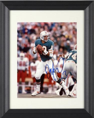Dan Marino signed Miami Dolphins 8x10 Photo Custom Framing #13- Beckett Review/NFL Alumni LOA