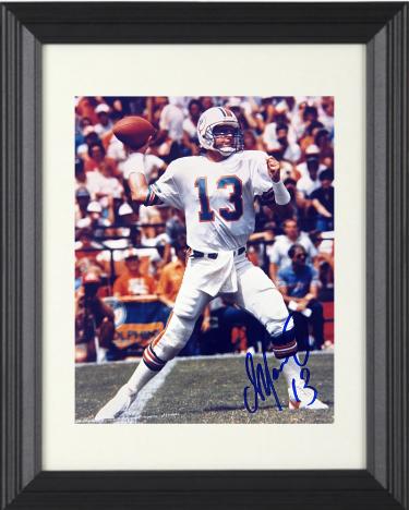 Dan Marino signed Miami Dolphins 8x10 Photo #13 Custom Framing- Beckett Review/NFL Alumni LOA
