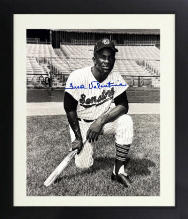 Fred Valentine signed Washington Senators Vintage B&W 8x10 Photo Custom Framing- COA/Show Ticket