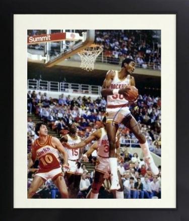 Ralph Sampson signed Houston Rockets 16x20 Photo Custom Framing- Leaf Authentics Holo/COA