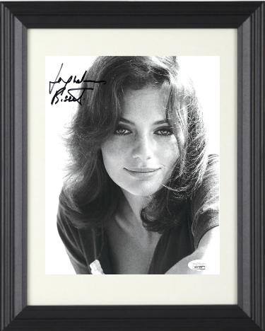 Jacqueline Bisset signed Vintage B&W 8x10 Photo Custom Framing- JSA #DD32880 (v-neck shirt)
