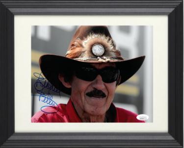 Richard Petty signed NASCAR 8X10 Photo Custom Framing- JSA Hologram #DD32913 (7X Daytona 500 Champ)