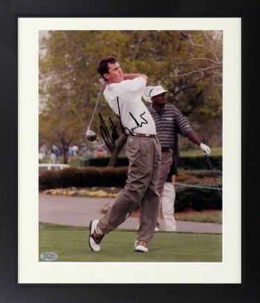 Matt Kuchar signed Golf 8x10 Photo Custom Framing- Mounted Memories Hologram