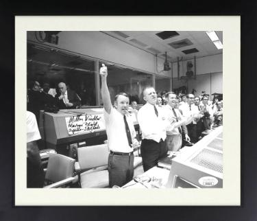Milton Windler signed Apollo 13 Flight Director 8x10 Photo Custom Framing Maroon Flight Apollo-Skylab ding- JSA