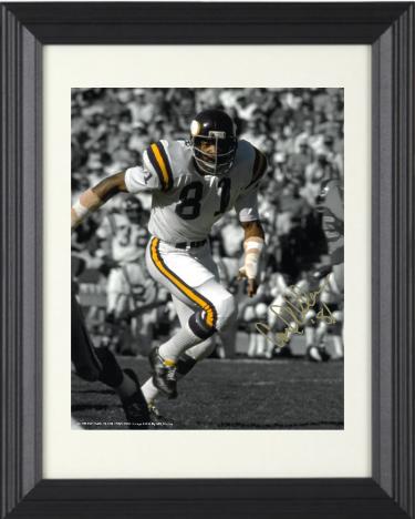 Carl Eller signed Minnesota Vikings NFL 8x10 Photo #81 Custom Framing- COA/HOF/Purple People Eaters