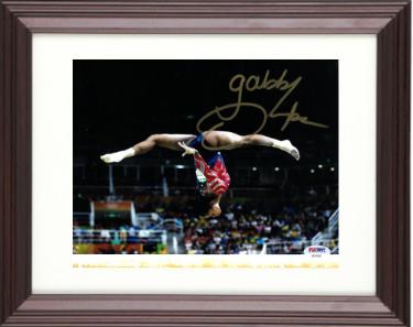 Gabby Douglas signed 2016 Rio Olympics Gymnastic 8x10 Photo Custom Framing- PSA ITP (Team USA/Gold Medalist)