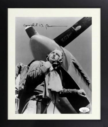 Herschel "Herky" Green signed WWII Vintage B&W 8x10 Photo Custom Framing- JSA- Air Force Flying Ace Pilot