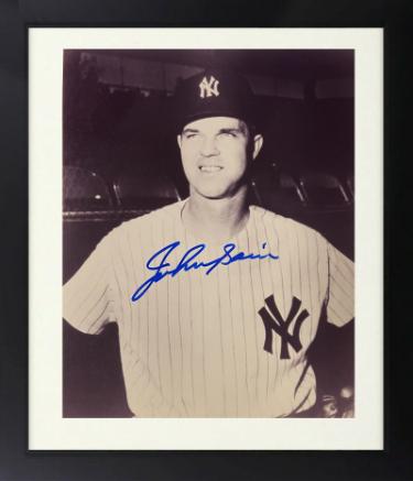 Johnny Sain signed New York Yankees Vintage B&W 8x10 Photo Custom Framing- COA/CSA Show Ticket