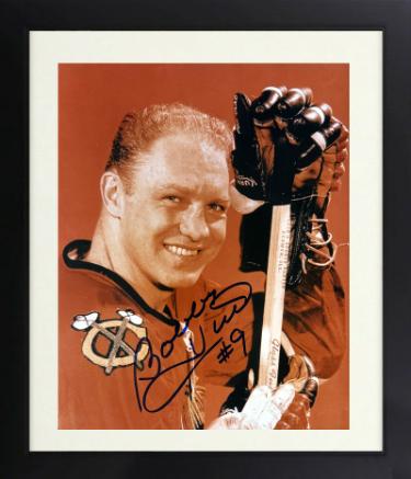 Bobby Hull signed Chicago Blackhawks 8x10 Photo #9 minor dings Custom Framing- Tuff Stuff COA (HOF/The Golden Jet)