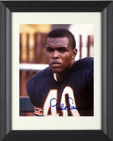 Gale Sayers signed Chicago Bears 8x10 Photo minor dings Custom Framing- NFL Alumni LOA (HOF/ROY)