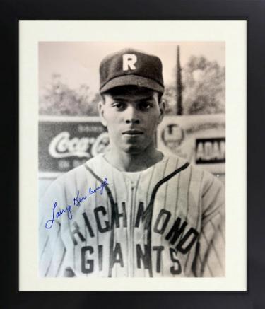 Larry Kimbrough signed Richmond Giants B&W 8x10 Photo imperfect Custom Framing- COA/Show Ticket