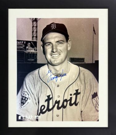 George Kell signed Detroit Tigers Vintage B&W MLB Licensed 8x10 Photo imperfect Custom Framing- COA (HOF)