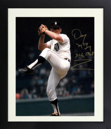 Denny McLain signed Detroit Tigers MLB 8x10 Photo w/ 31-6, 1968 imperfect Custom Framing- COA