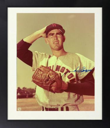 Tex Clevenger signed Washington Nationals MLB Licensed 8x10 Photo Custom Framing imperfect- COA