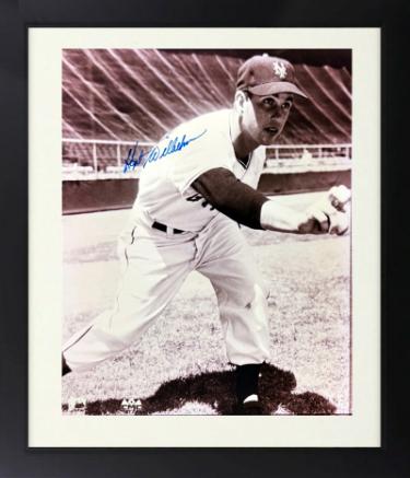 Hoyt Wilhelm signed New York Giants MLB 8x10 Photo Custom Framing minor dings- COA/Ticket HOF