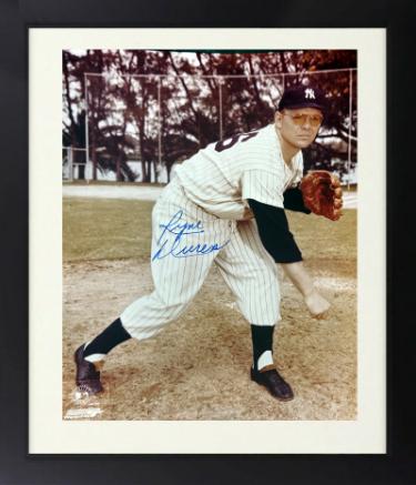 Ryne Duren signed New York Yankees MLB 8x10 Photo Custom Framing minor dings- COA (1958 WS Champ)