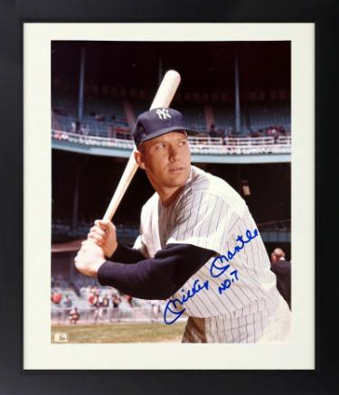 Mickey Mantle signed New York Yankees MLB 8x10 Photo Custom Framing w/ No. 7 - Beckett Review