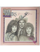 The Whites triple signed 1986 Greatest Hits Album Cover/LP/Vinyl Record w/ Sharon White/Cheryl White & Buck White- JSA #GG08461